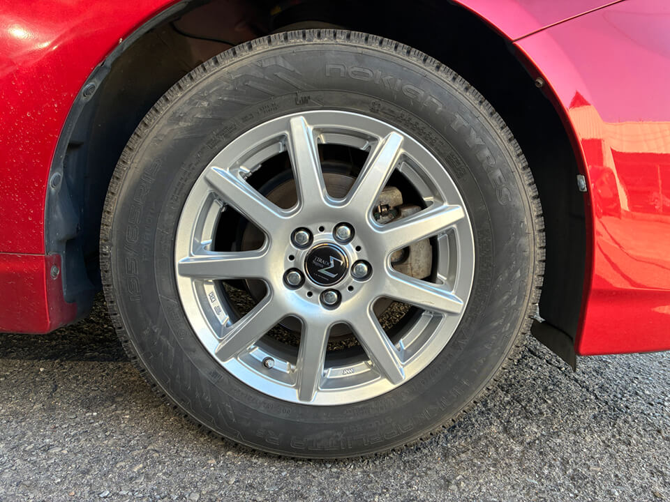 ノキアンタイヤ装着車両