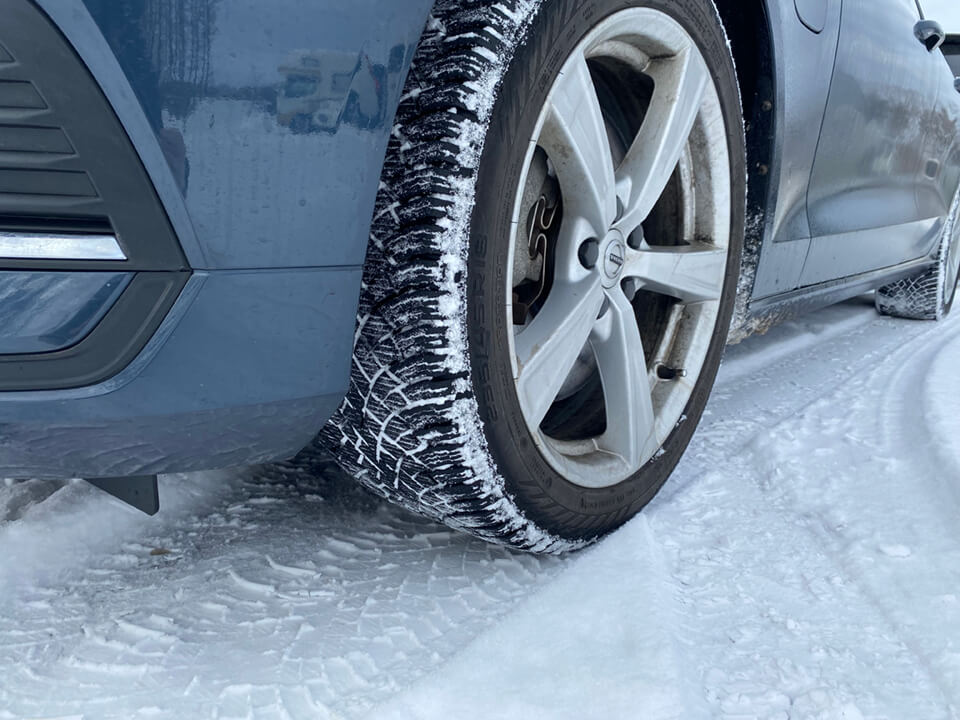 ノキアンタイヤ装着車両