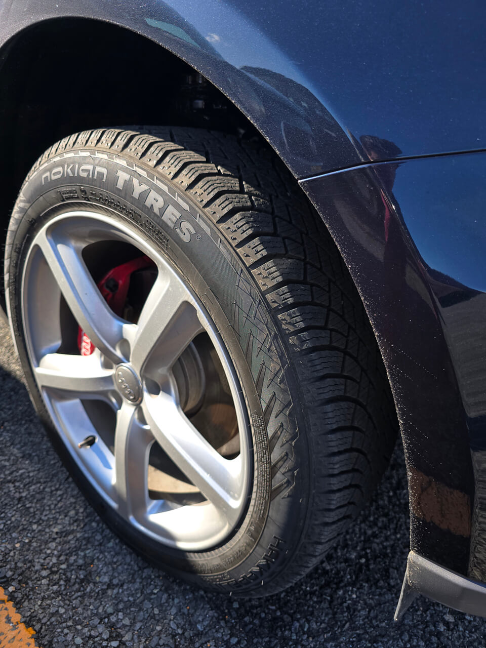 ノキアンタイヤ装着車両