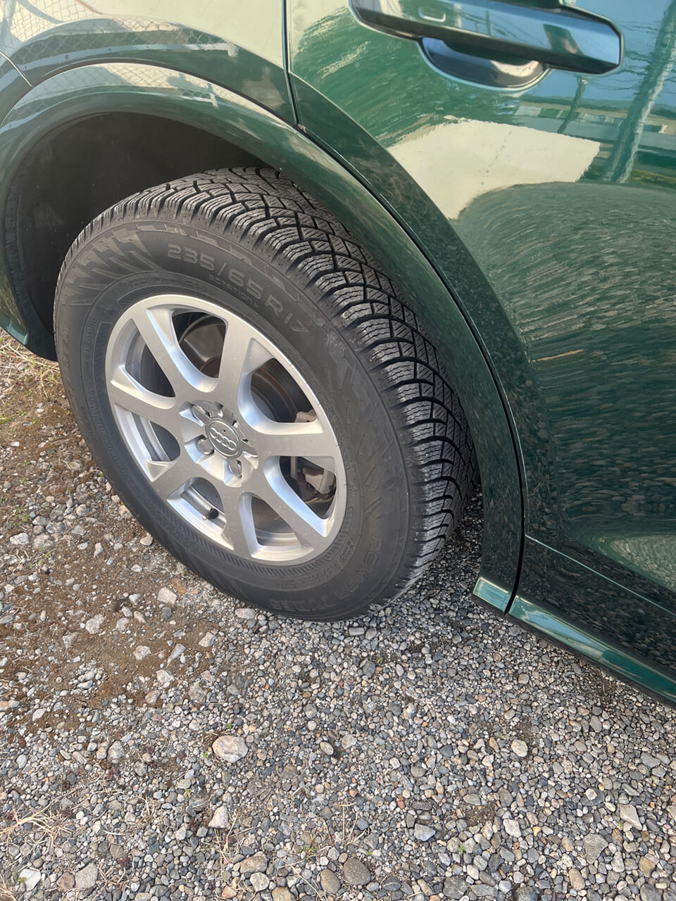 ノキアンタイヤ装着車両